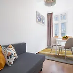 M&J Apartments - Sempolowska Obok Lpp