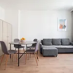 M&J Apartments - Sempolowska Obok Lpp